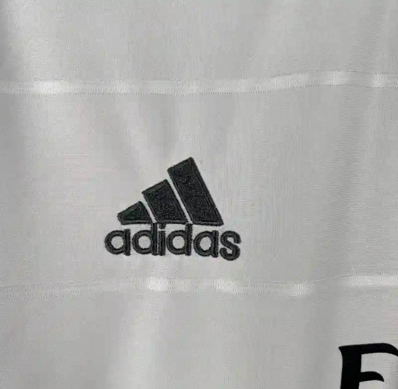 Maillot Rétro Real Madrid Domicile 13/14