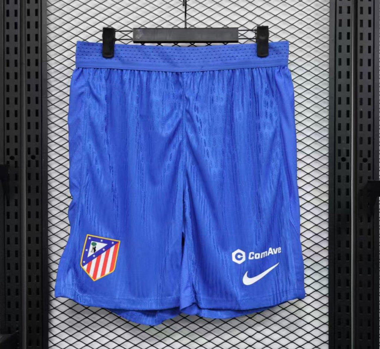 Footoriq Kits: La Zone Du Peuple