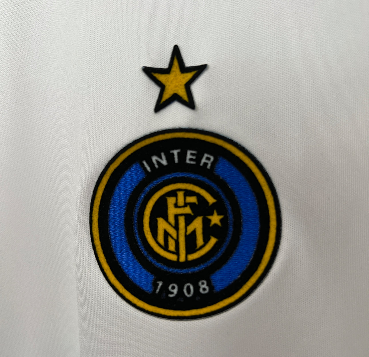 Inter Milan Retro Away Shirt 05/06