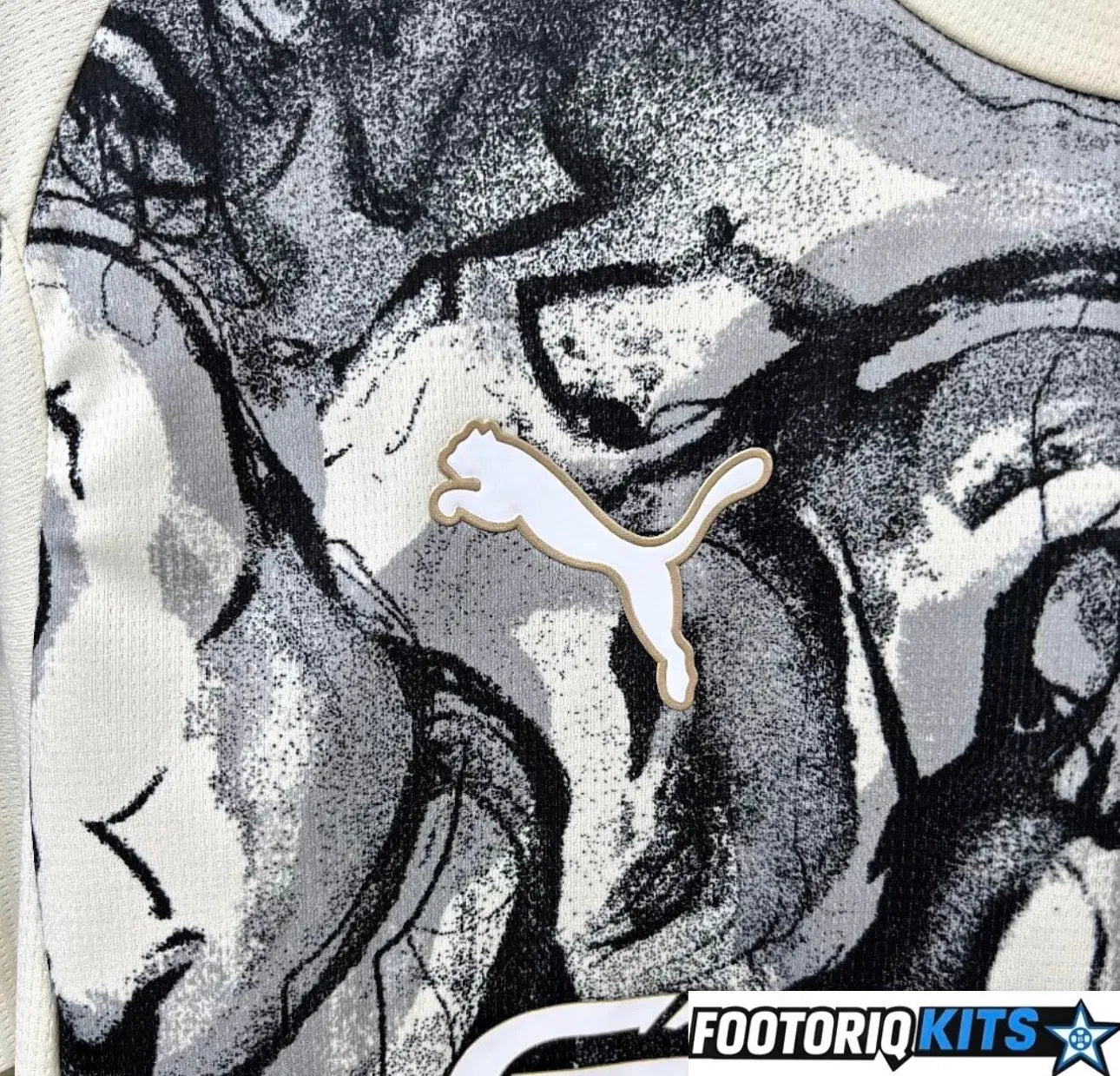 {{ product_title }} - maillot de football adulte et enfant personnalisable