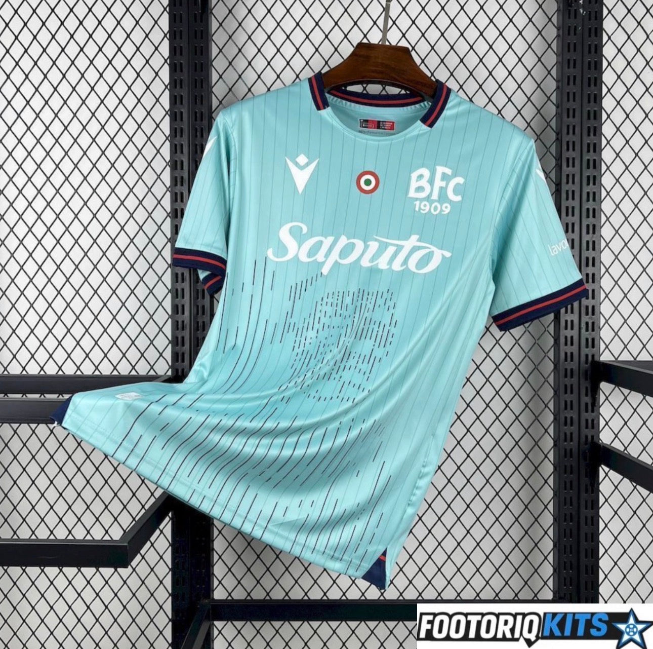 Footoriq Kits: La Zone Du Peuple