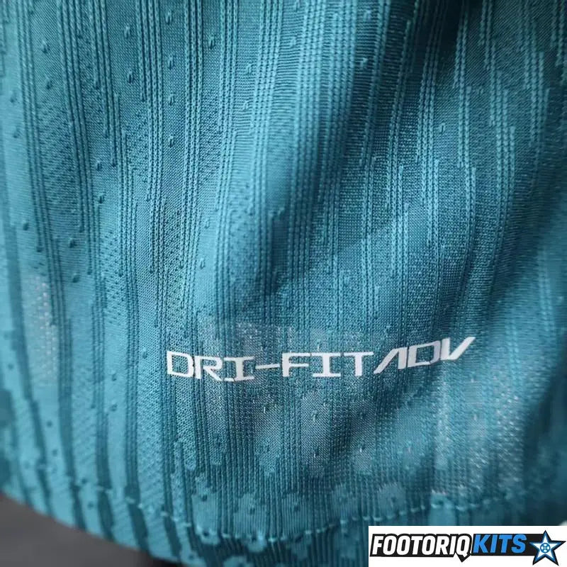 {{ product_title }} - maillot de football adulte et enfant personnalisable
