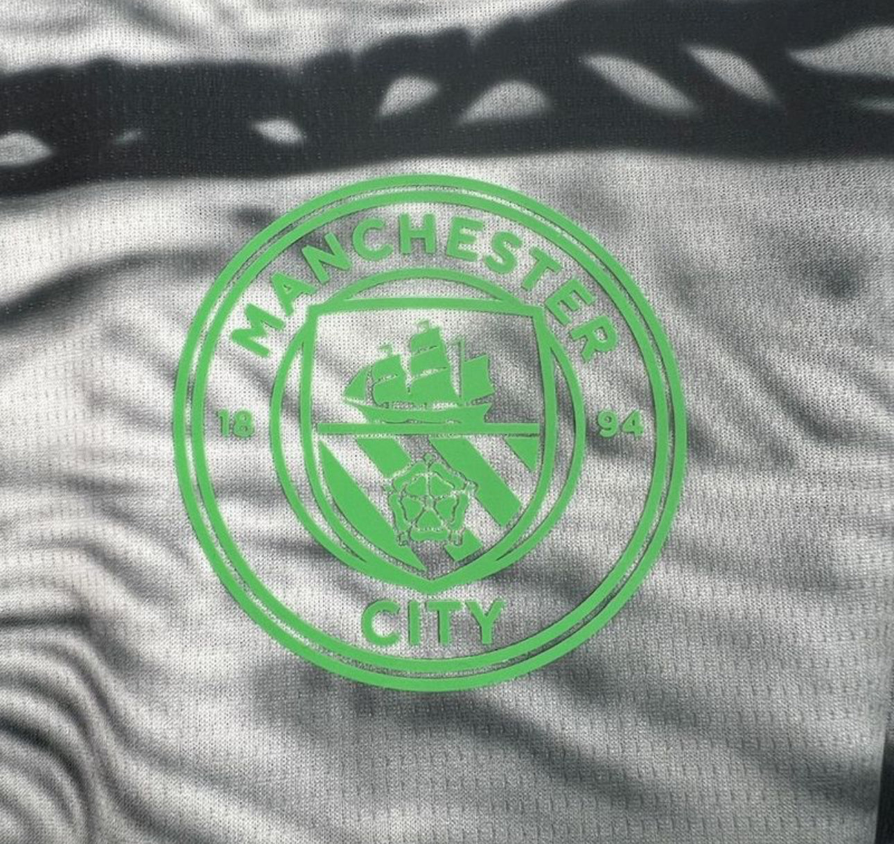 Maillot Manchester City Gris et Noir 25/26