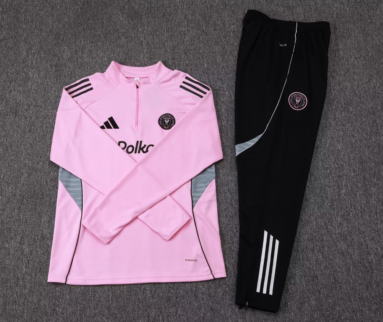 Footoriq Kits: La Zone Du Peuple