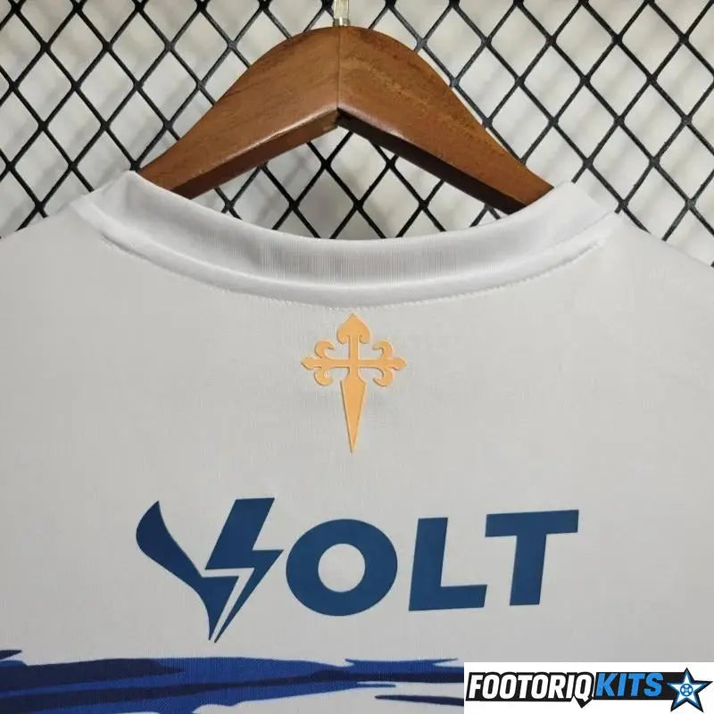 {{ product_title }} - maillot de football adulte et enfant personnalisable