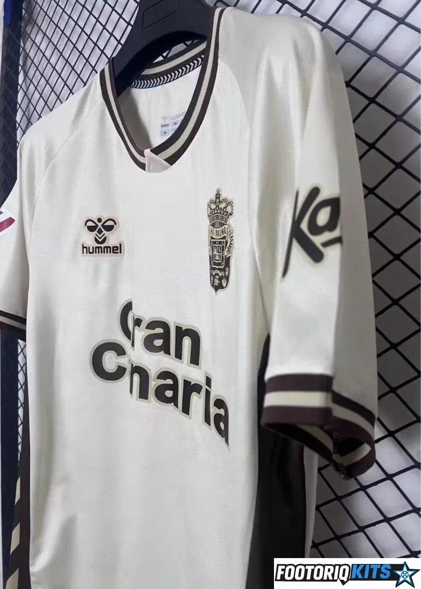 {{ product_title }} - maillot de football adulte et enfant personnalisable