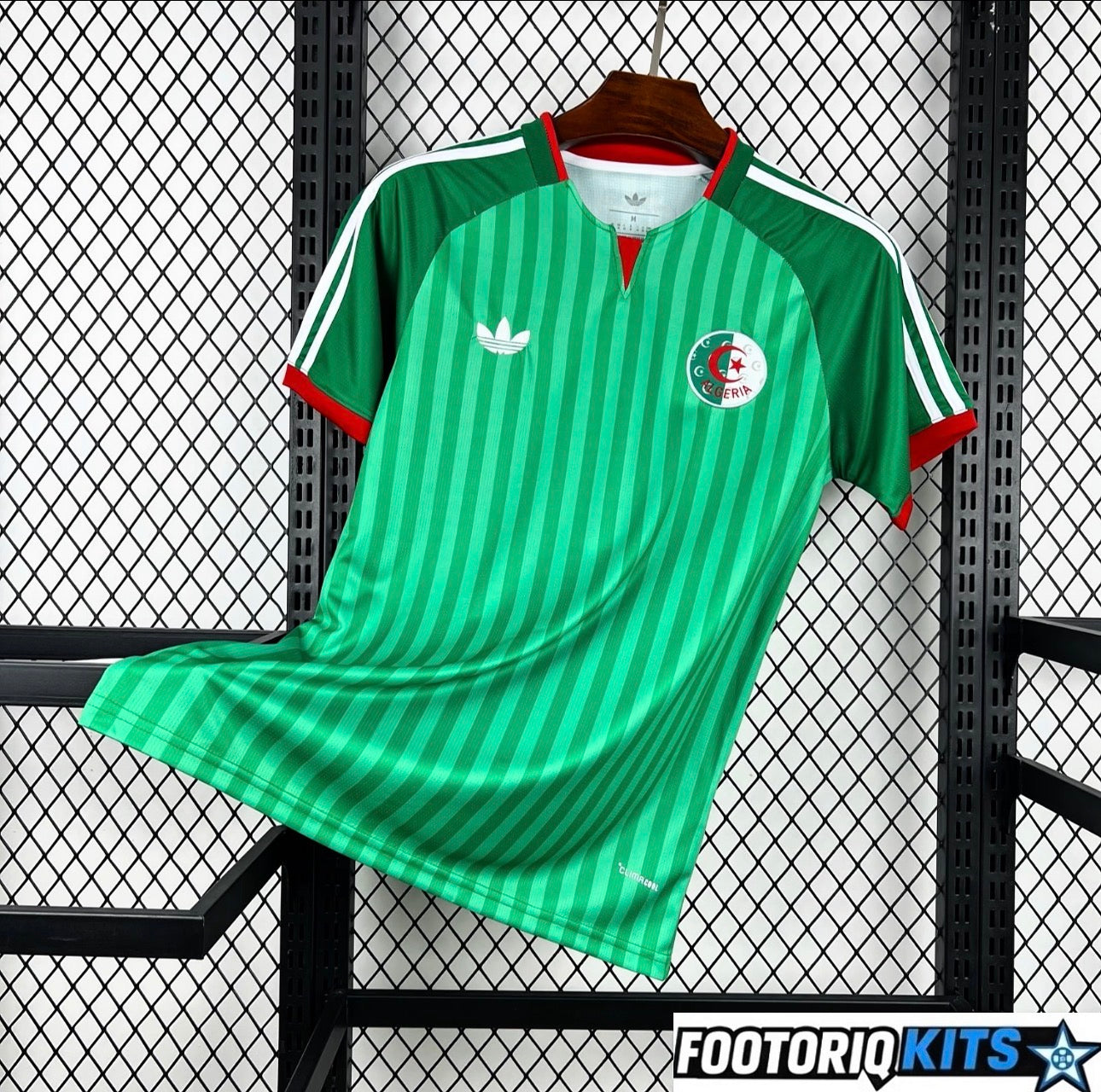 Footoriq Kits: La Zone Du Peuple