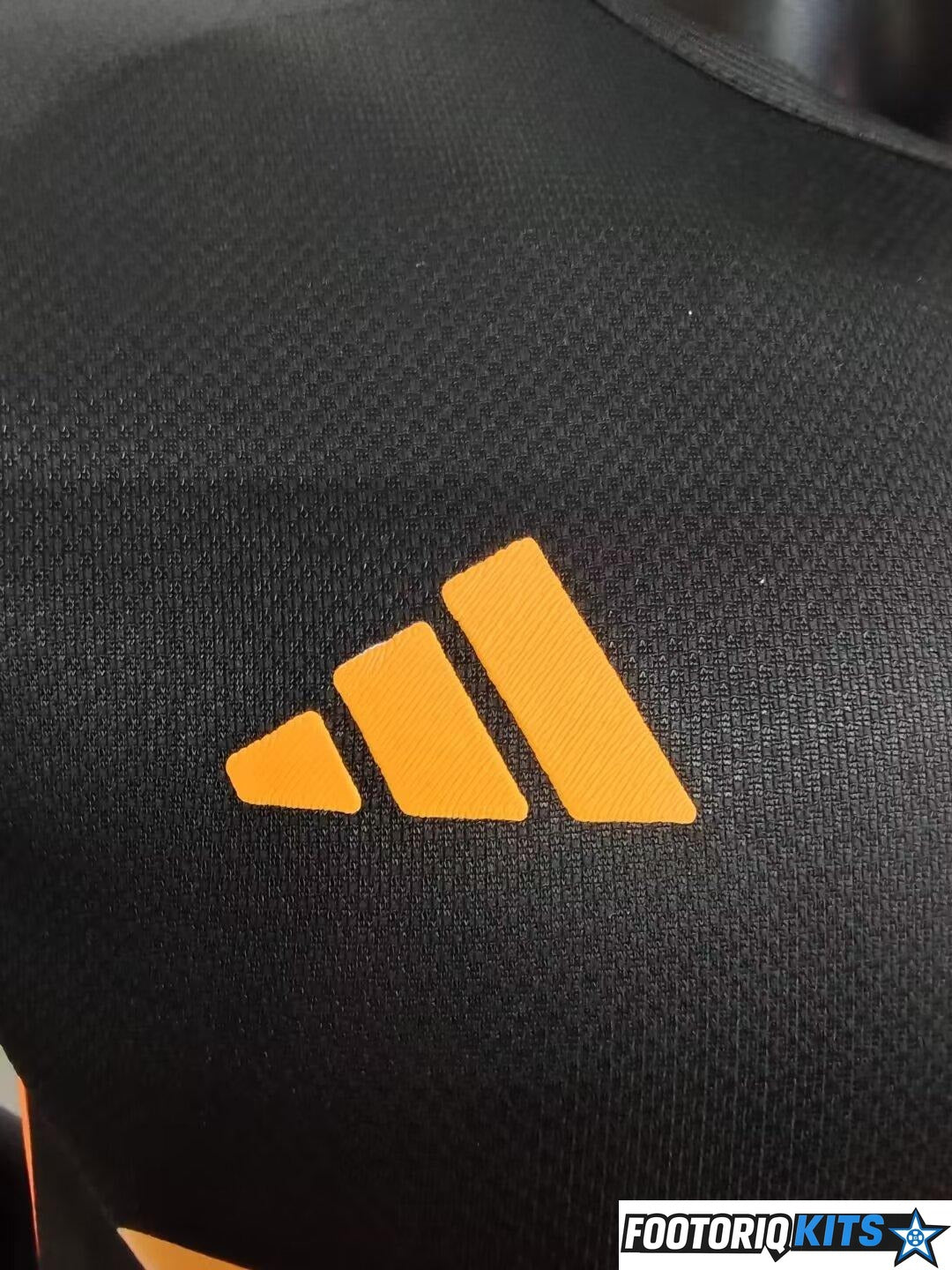 {{ product_title }} - maillot de football adulte et enfant personnalisable