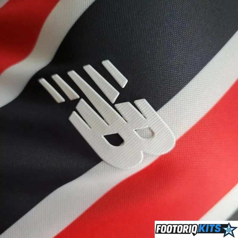 {{ product_title }} - maillot de football adulte et enfant personnalisable