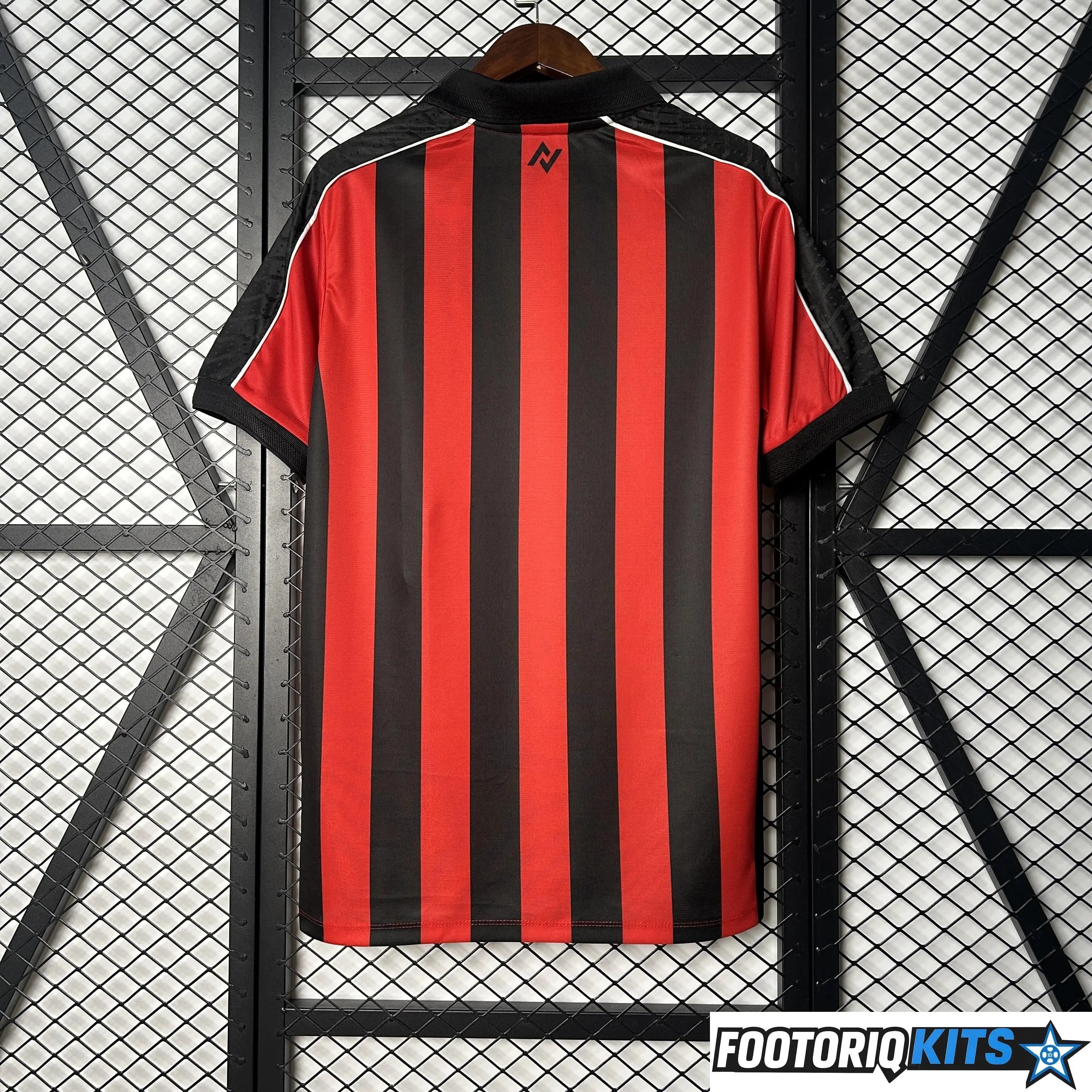 {{ product_title }} - maillot de football adulte et enfant personnalisable
