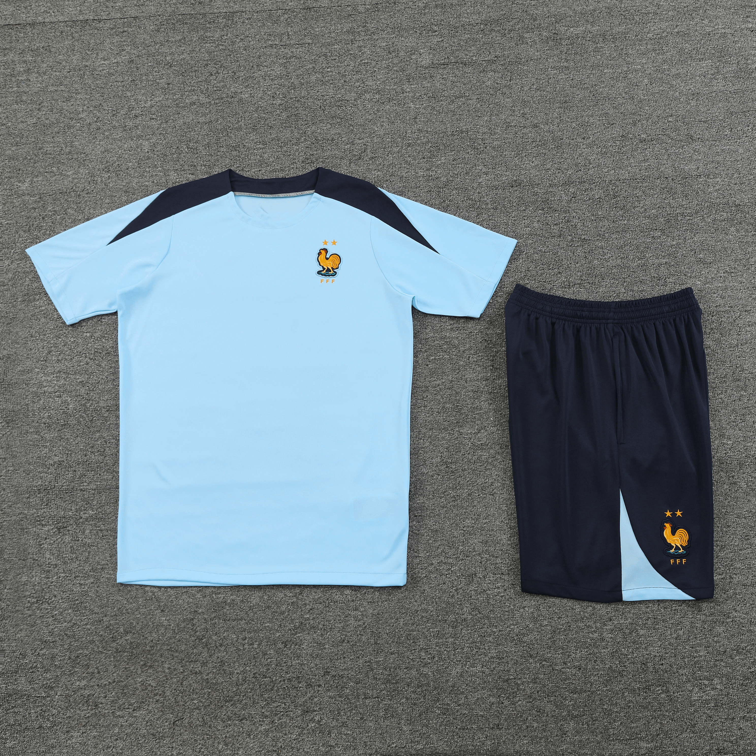 Adult Training Kit France 24/25
