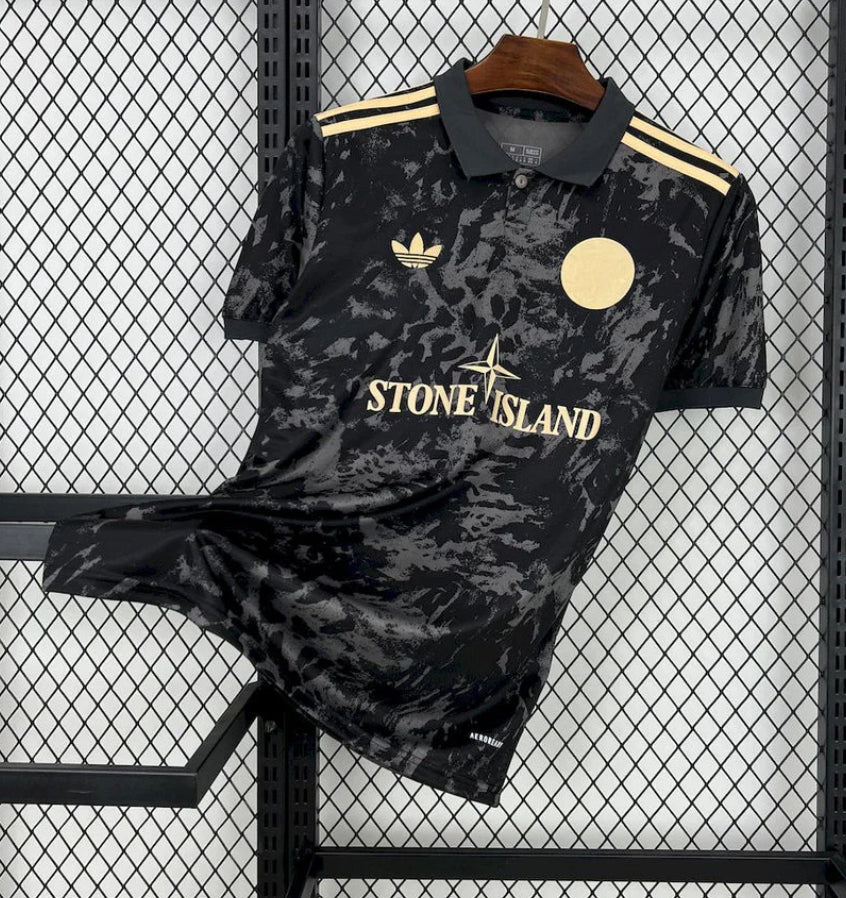 Footoriq Kits: La Zone Du Peuple