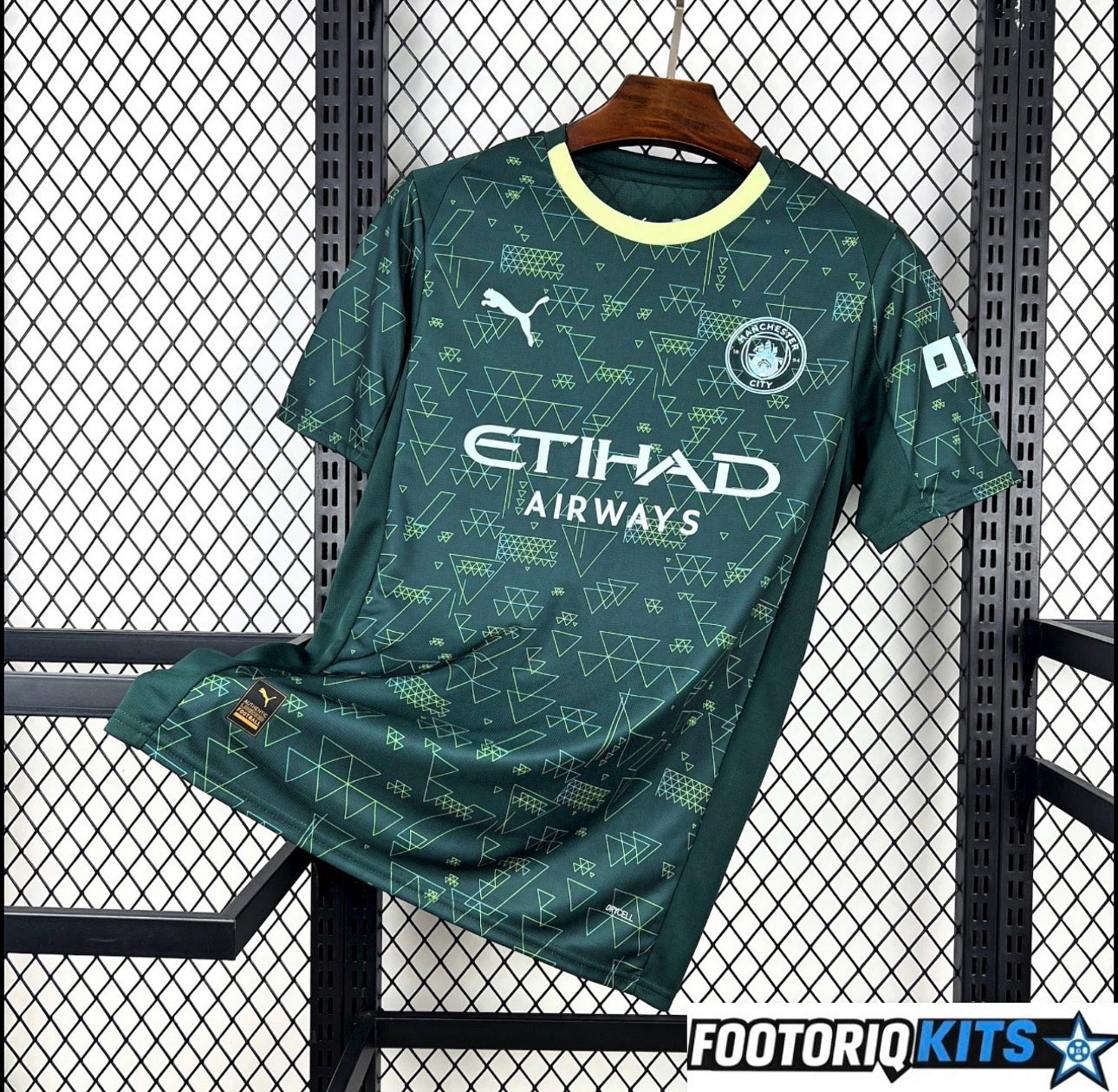 Footoriq Kits: La Zone Du Peuple