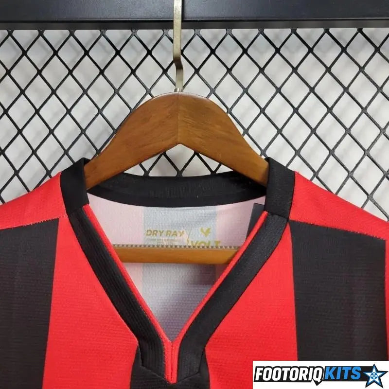 {{ product_title }} - maillot de football adulte et enfant personnalisable
