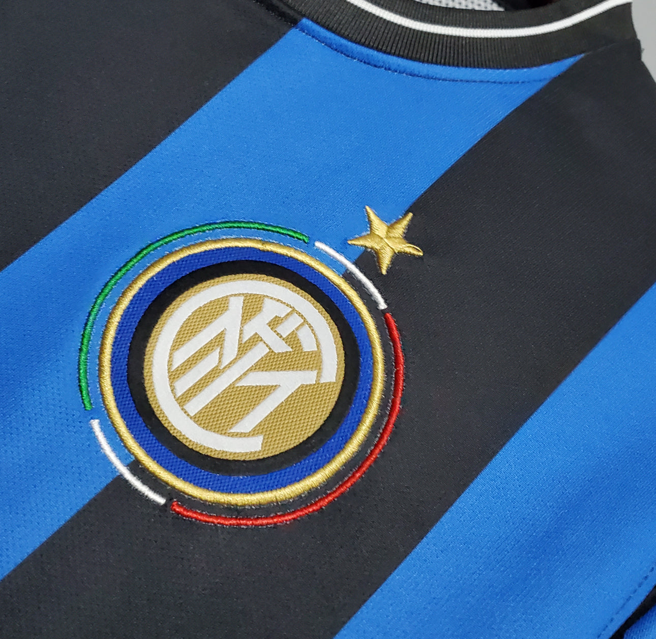 Inter Milan Retro Jersey 2010 Champions League Final Edition