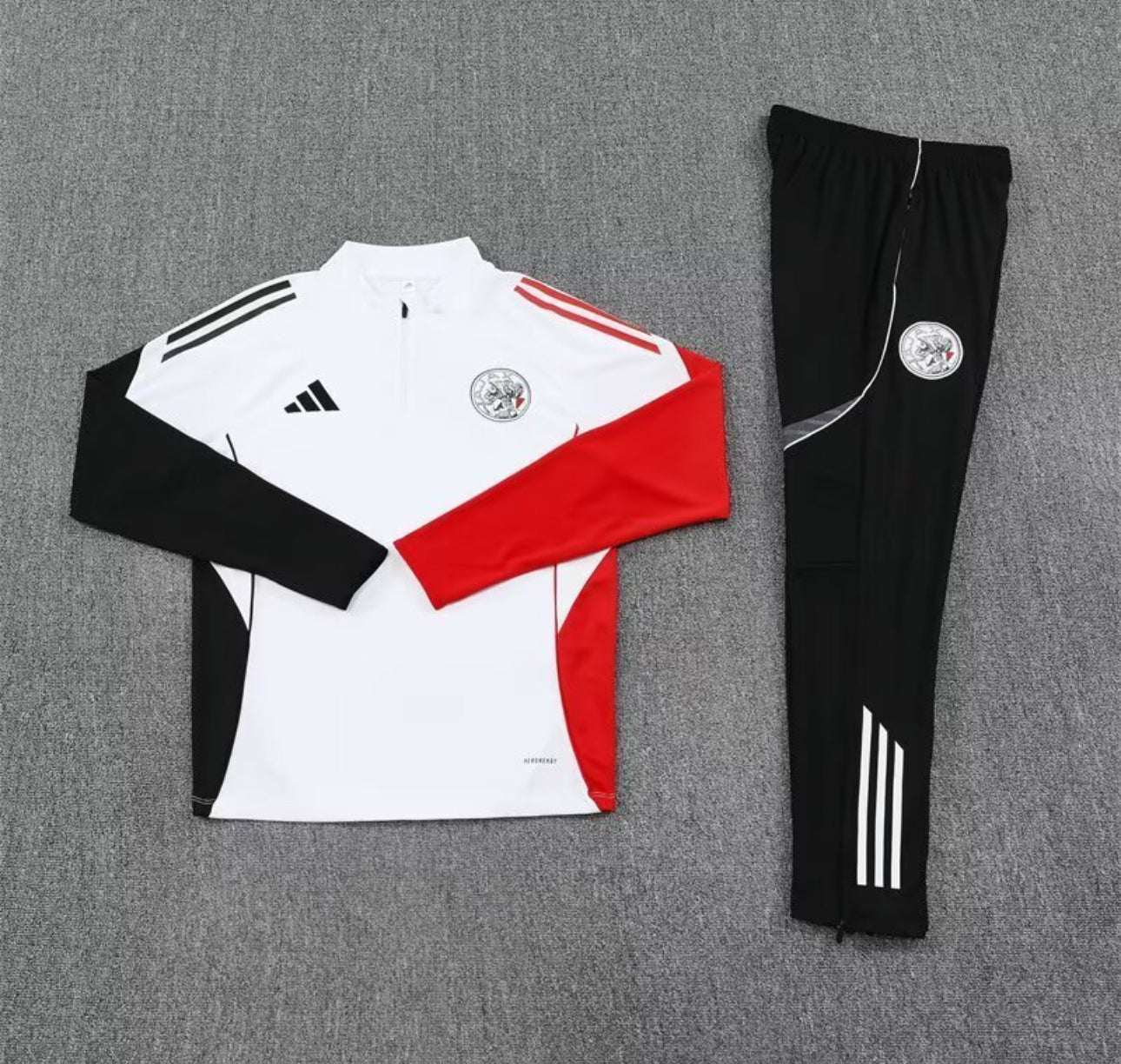 Footoriq Kits: La Zone Du Peuple