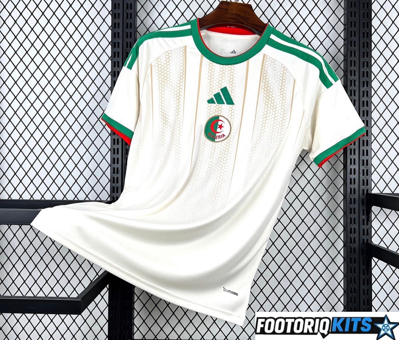 Footoriq Kits: La Zone Du Peuple