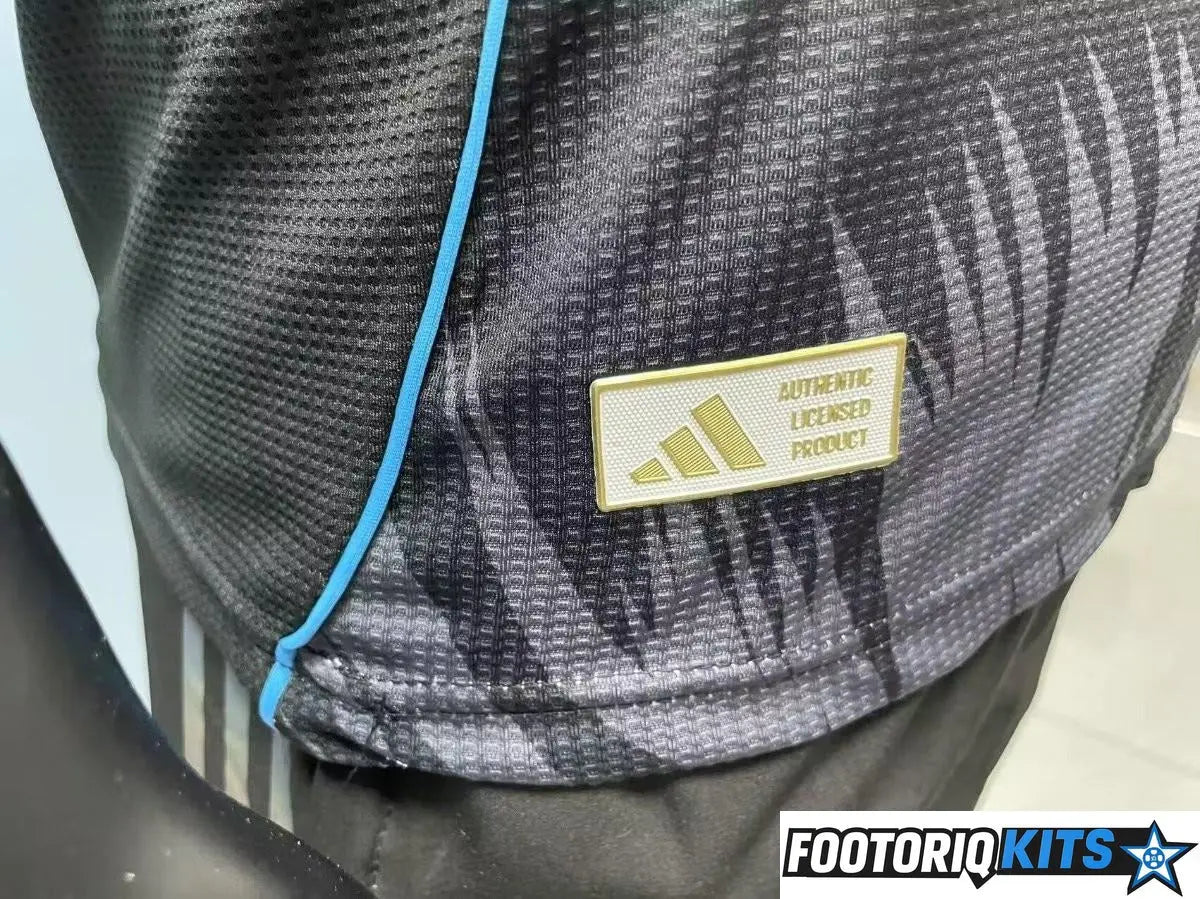 {{ product_title }} - maillot de football adulte et enfant personnalisable
