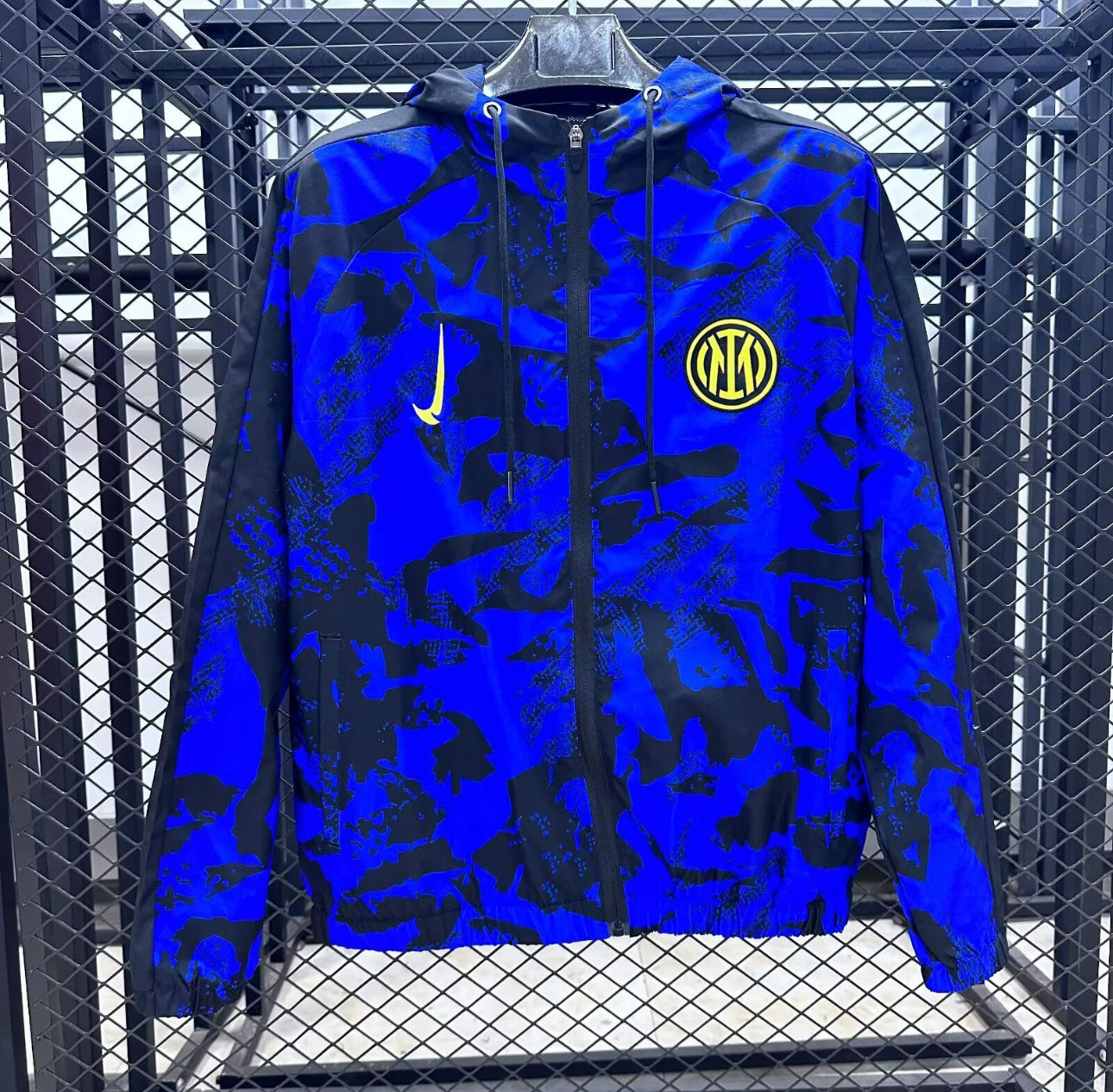 Footoriq Kits: La Zone Du Peuple