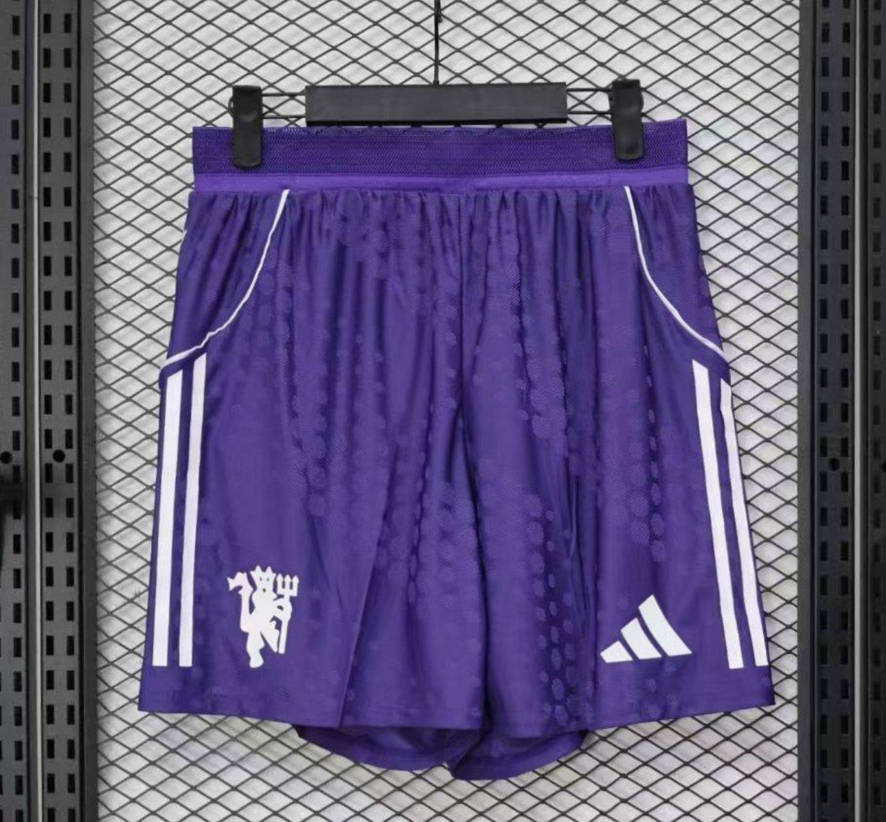 Footoriq Kits: La Zone Du Peuple