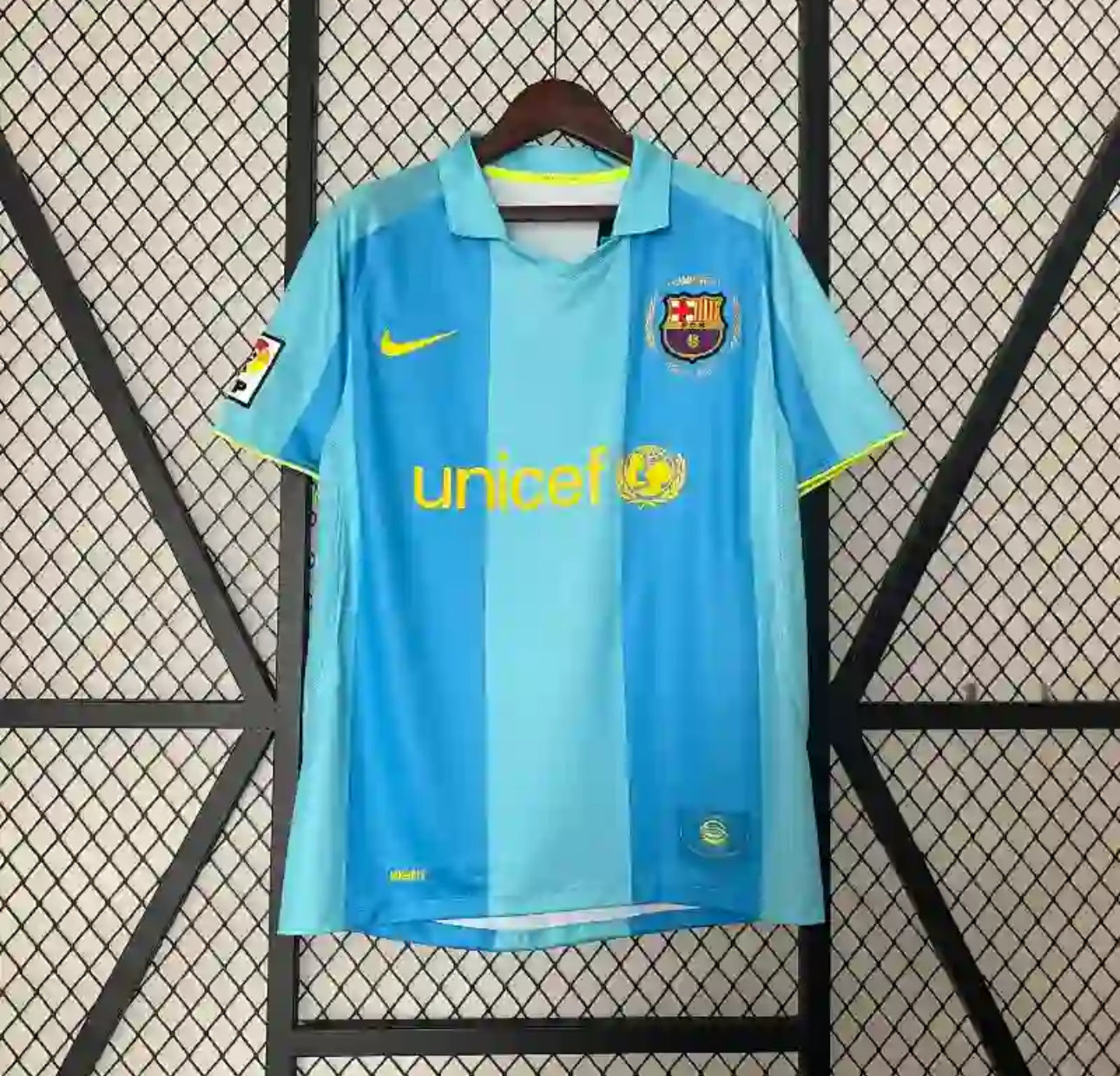 FC Barcelona Retro Away Blue Jersey 07/08
