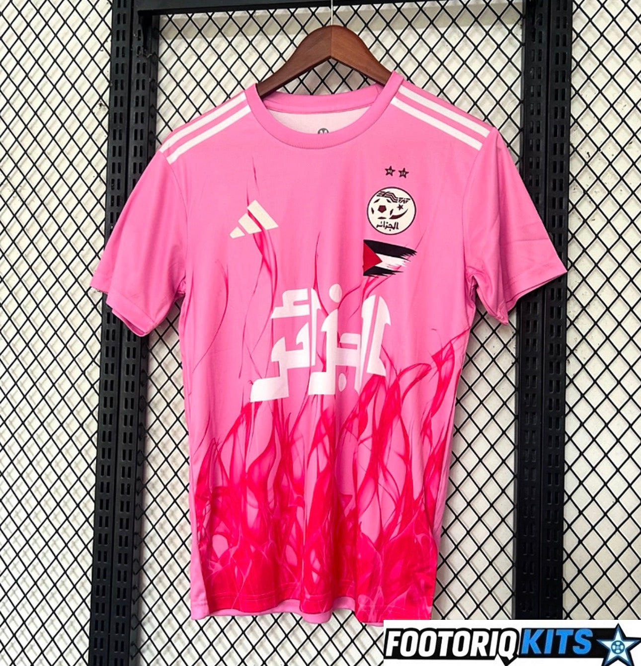 Footoriq Kits: La Zone Du Peuple