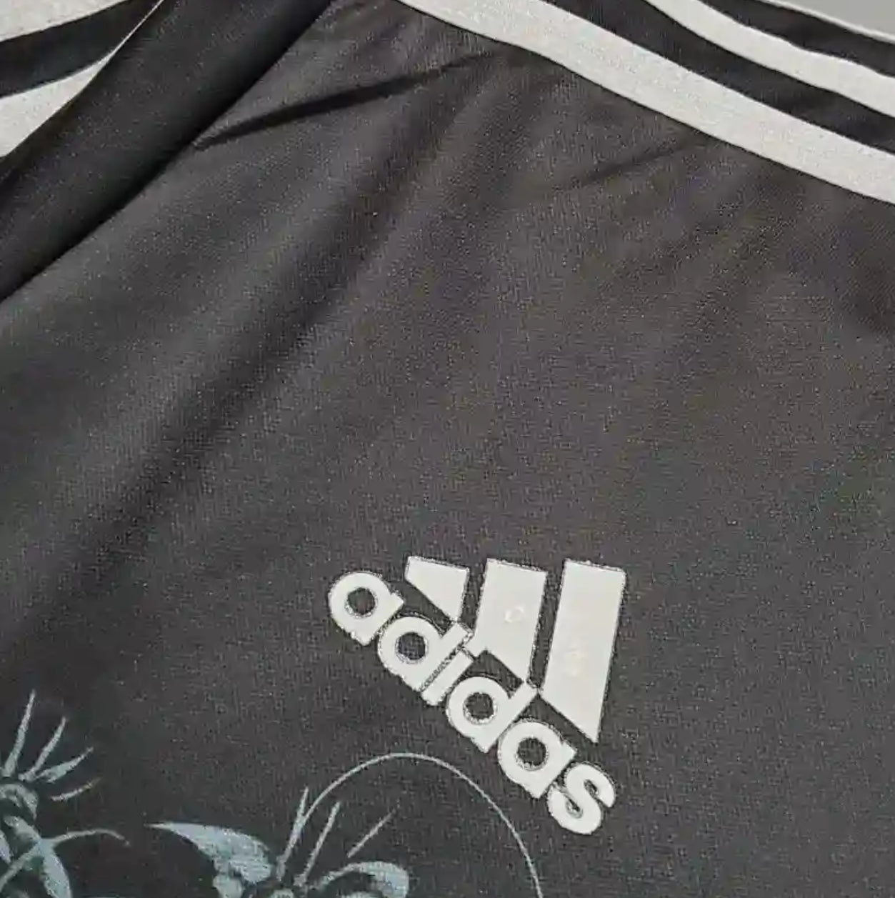 Real Madrid Retro 3. Schwarzes Trikot 14/15