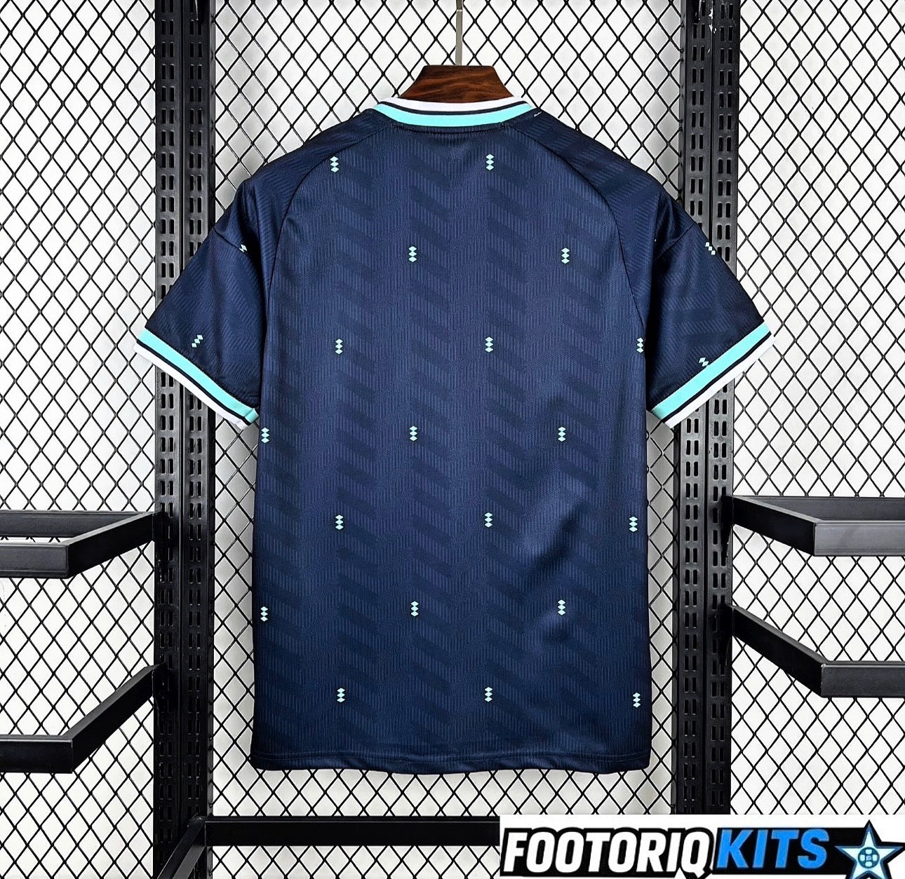 {{ product_title }} - maillot de football adulte et enfant personnalisable