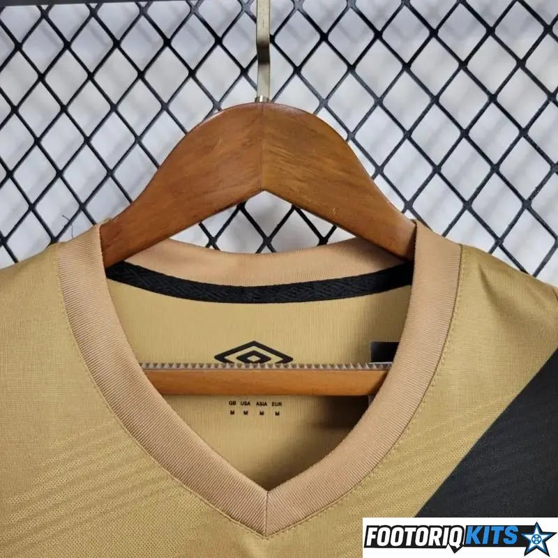 {{ product_title }} - maillot de football adulte et enfant personnalisable