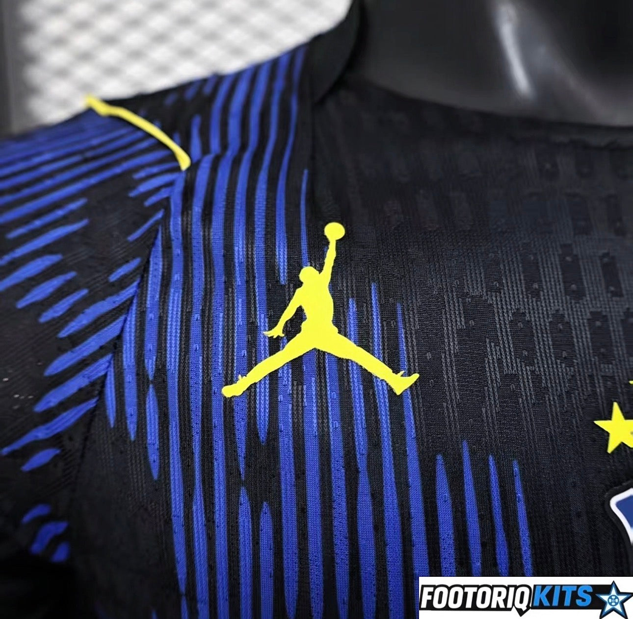 {{ product_title }} - maillot de football adulte et enfant personnalisable