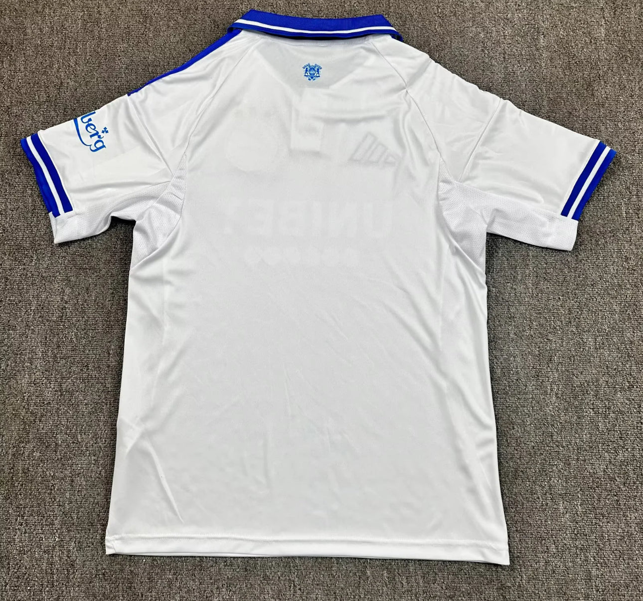 Footoriq Kits: La Zone Du Peuple