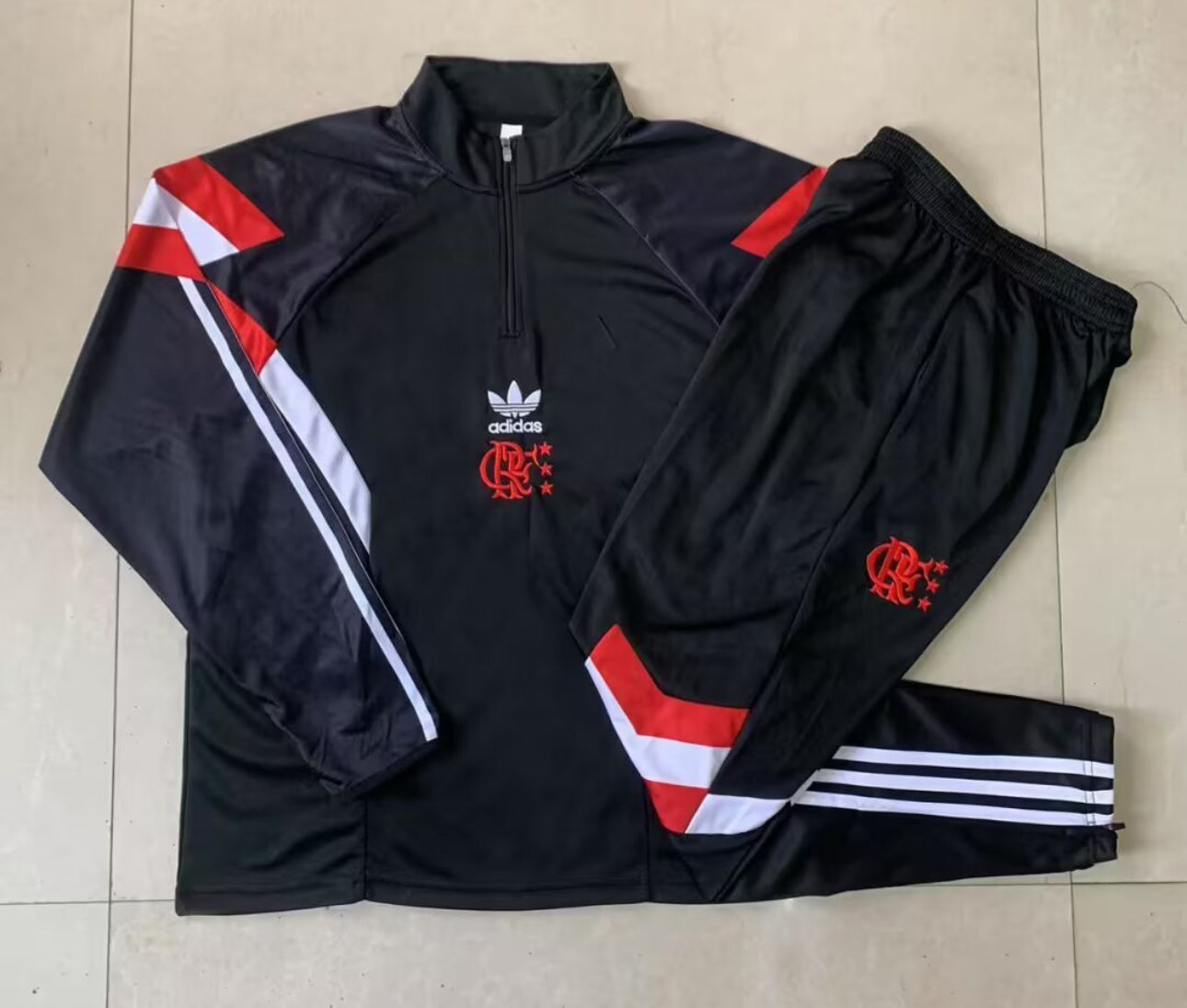 Footoriq Kits: La Zone Du Peuple