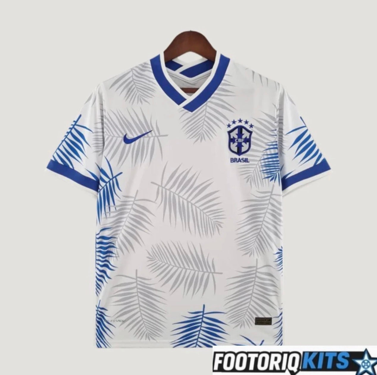 {{ product_title }} – maillot de football adulte et enfant personnalisable