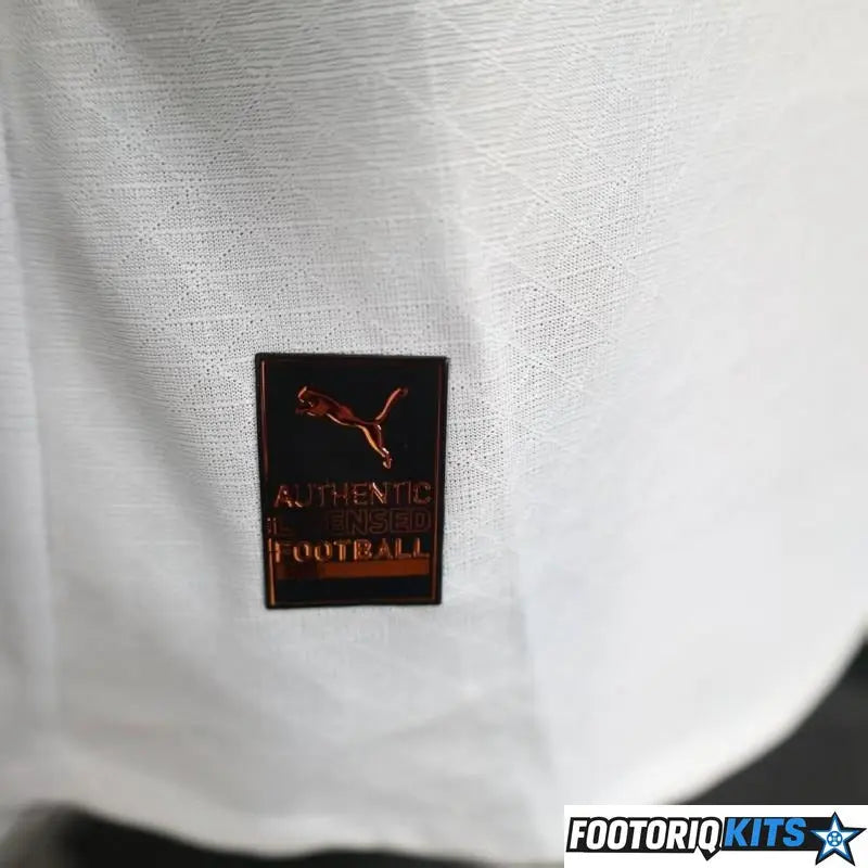 {{ product_title }} - maillot de football adulte et enfant personnalisable