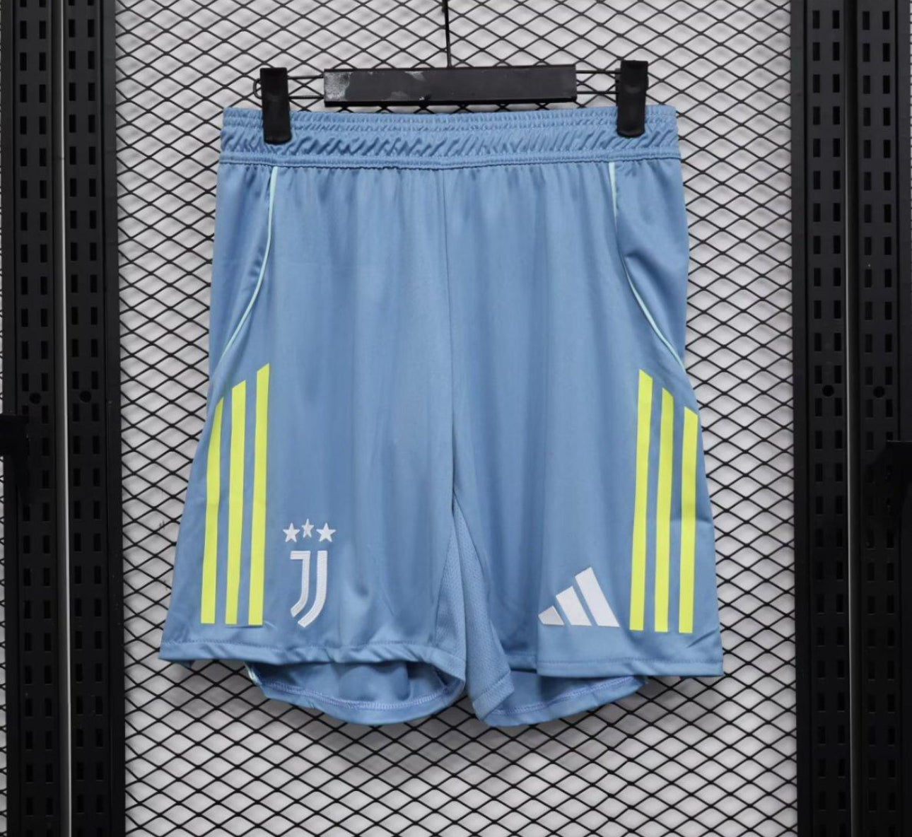 Footoriq Kits: La Zone Du Peuple