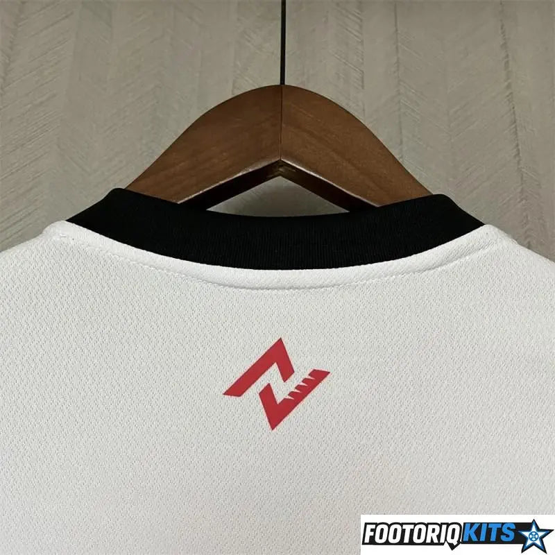{{ product_title }} - maillot de football adulte et enfant personnalisable