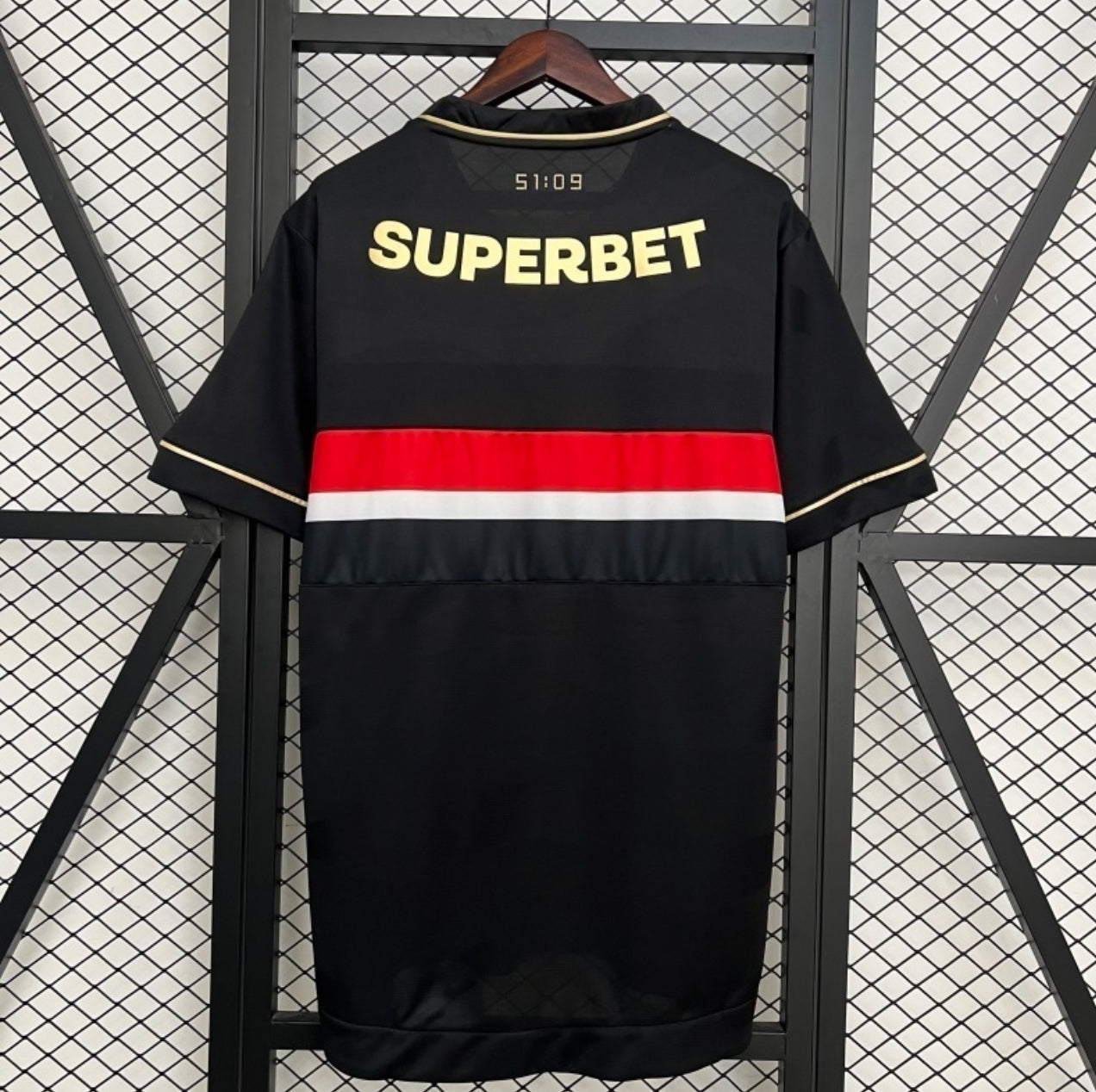 Footoriq Kits: La Zone Du Peuple