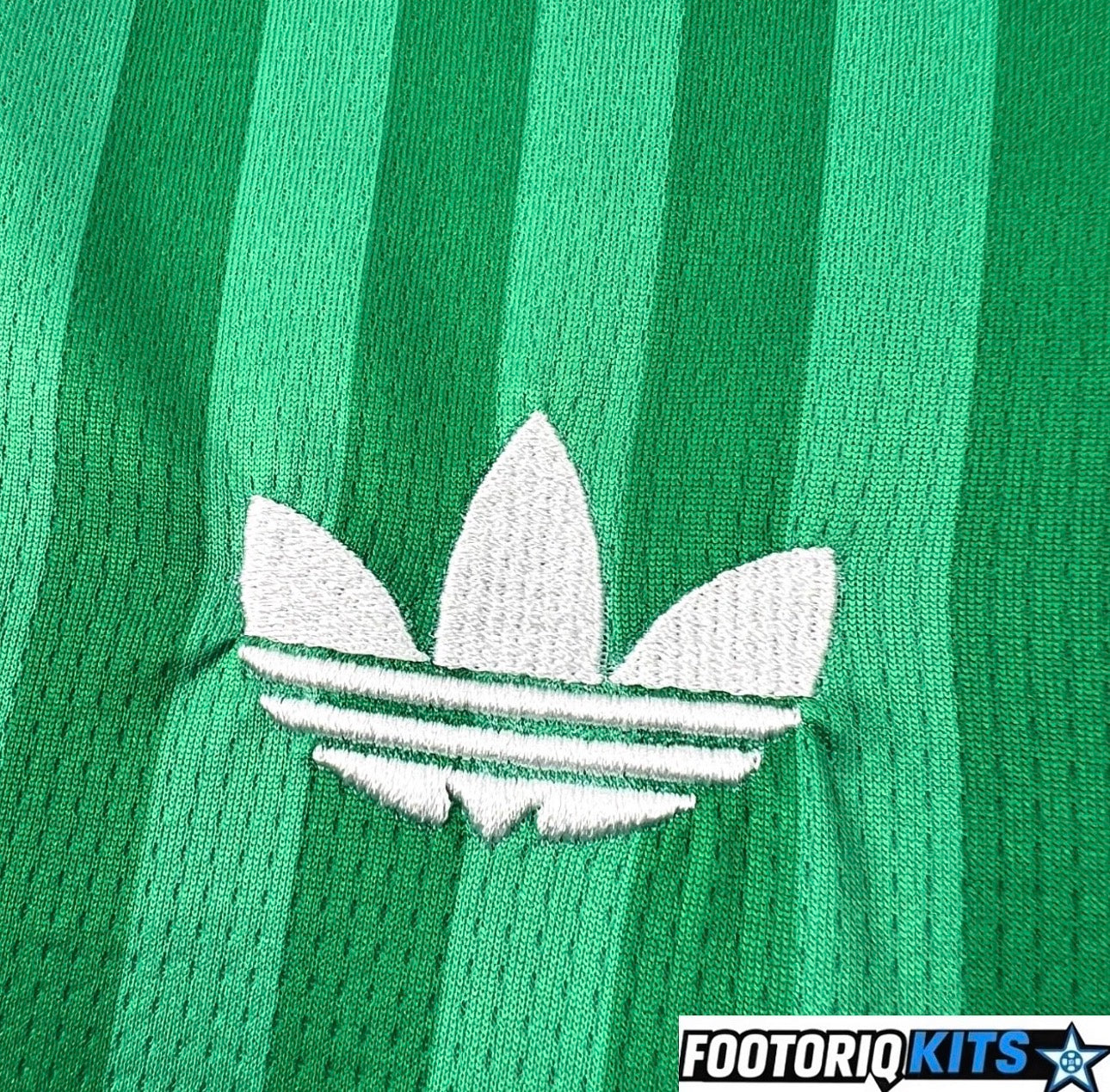 {{ product_title }} - maillot de football adulte et enfant personnalisable