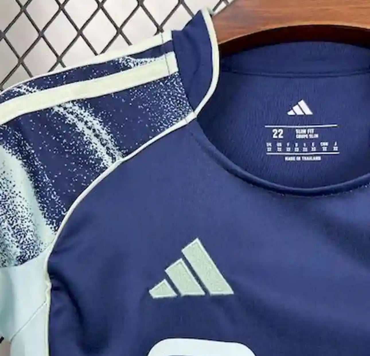 Ajax Away Kids Kit 25/26