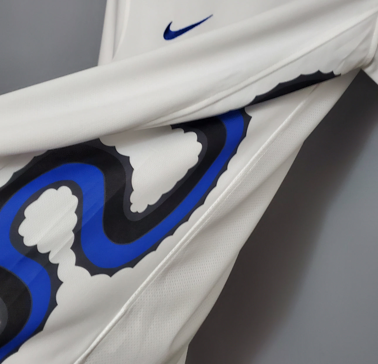 Inter Milan Away Retro Shirt 10/11