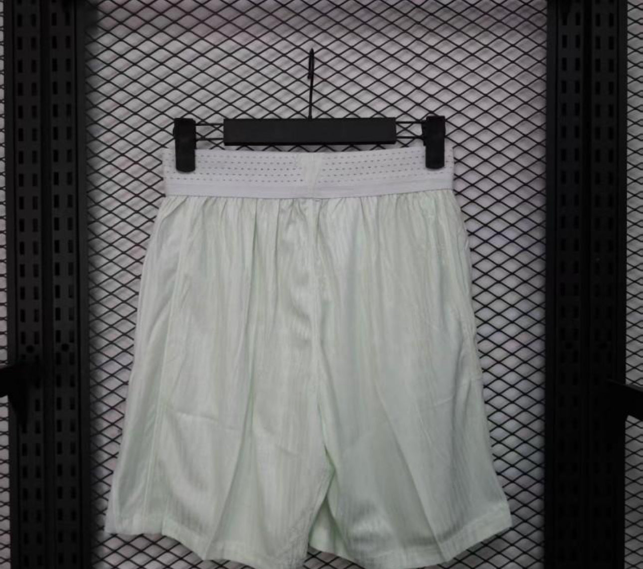 Footoriq Kits: La Zone Du Peuple