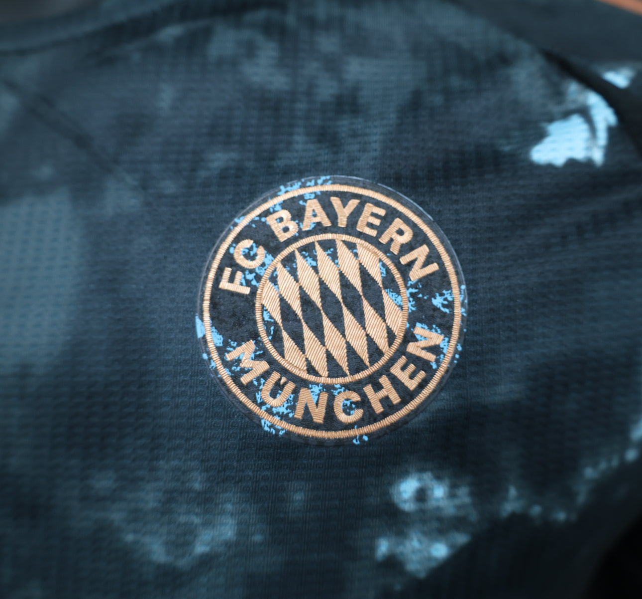Maillot Bayern Munich Extérieur Noir 24/25