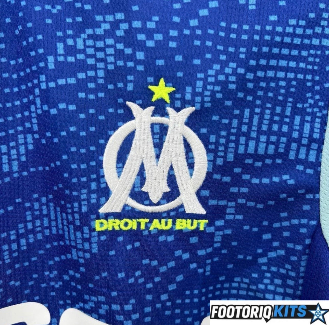 {{ product_title }} - maillot de football adulte et enfant personnalisable