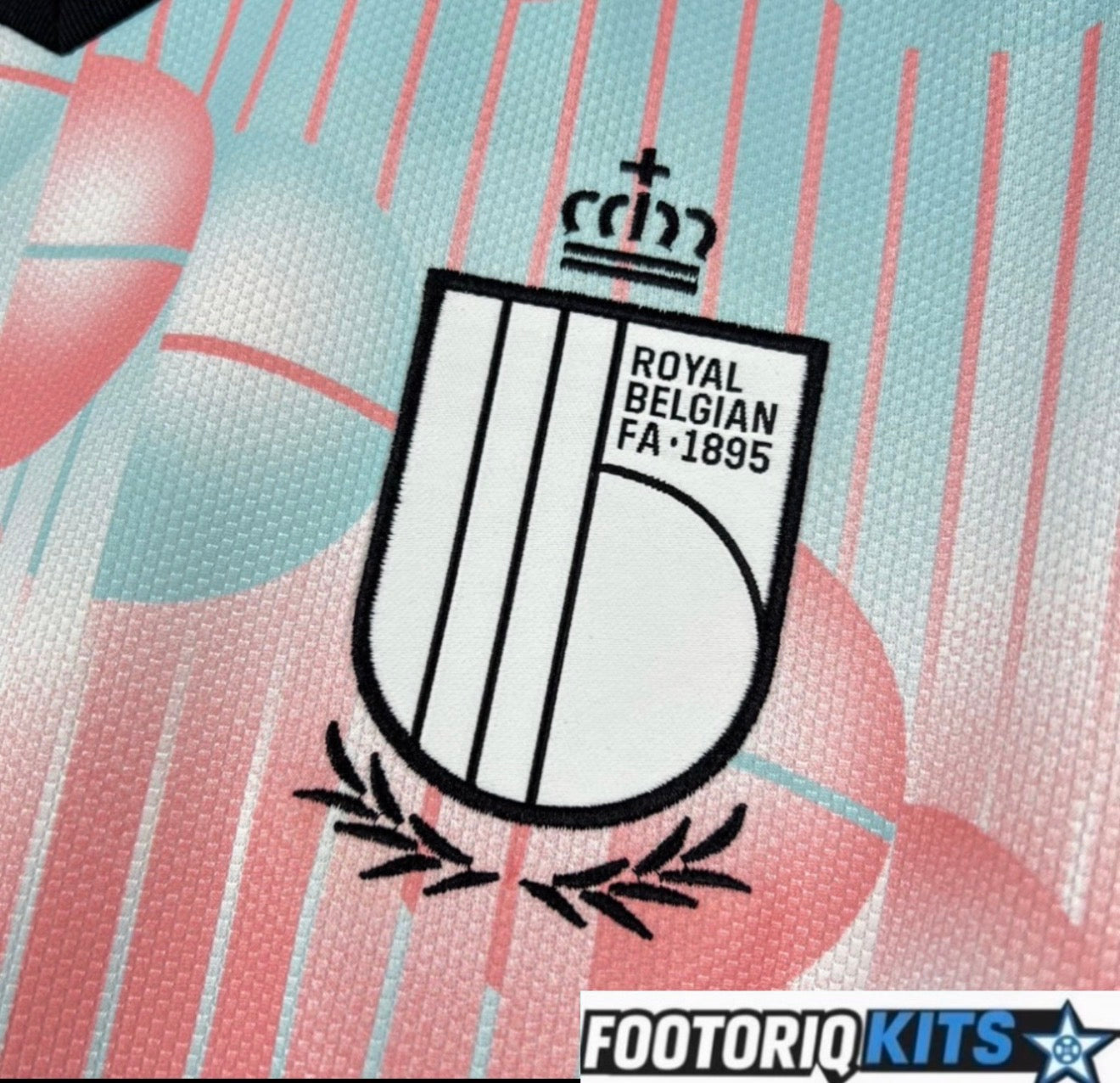 {{ product_title }} - maillot de football adulte et enfant personnalisable