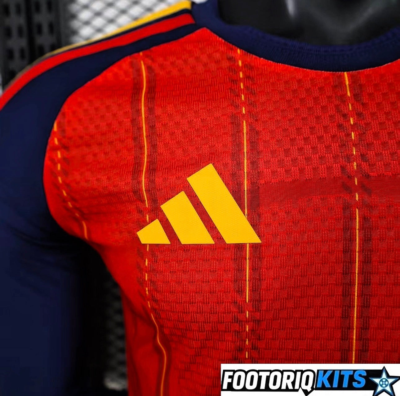 Version Joueur Maillot Manches Longues Espagne Domicile 25/26