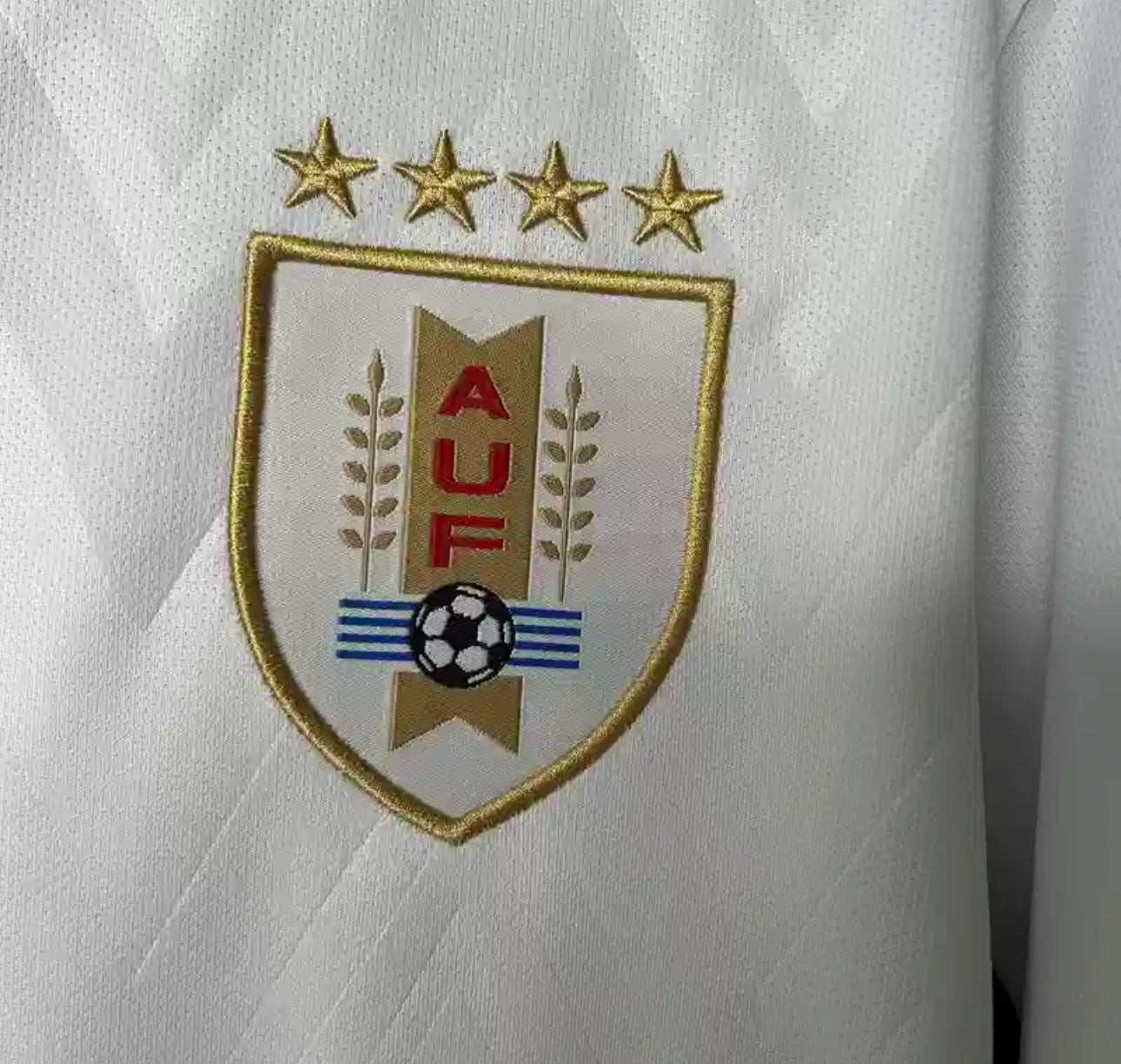 Weißes Uruguay-Auswärtstrikot