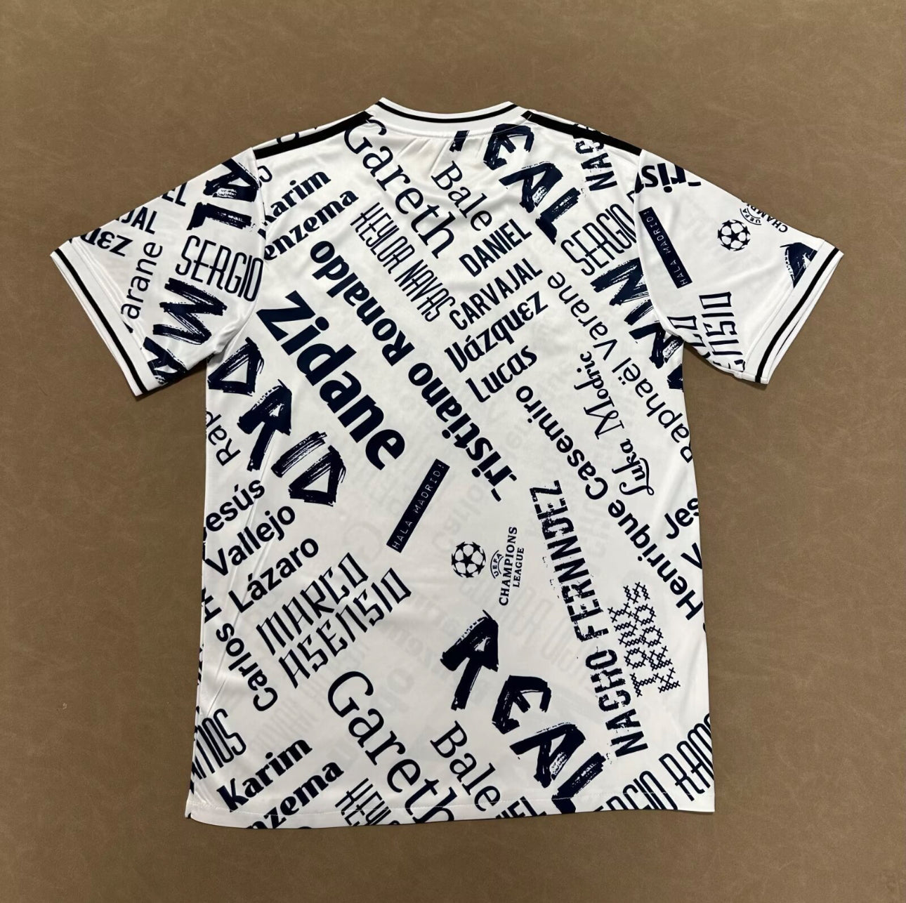 Footoriq Kits: La Zone Du Peuple