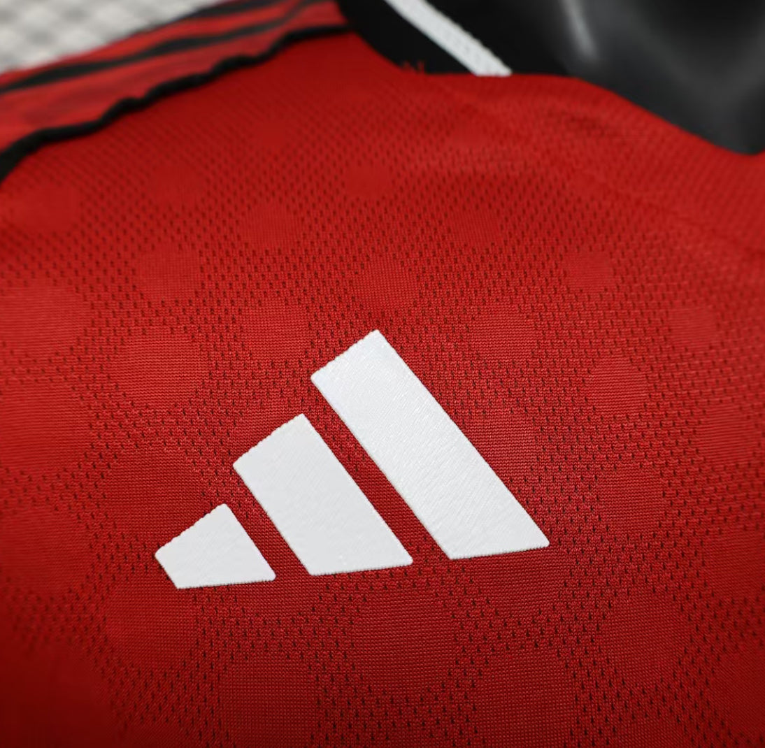 Manchester United Heimtrikot 25/26