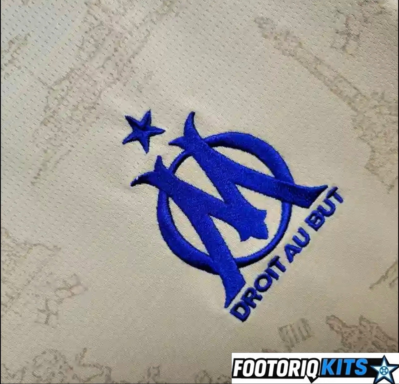 {{ product_title }} - maillot de football adulte et enfant personnalisable