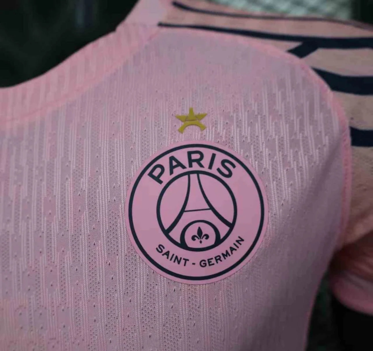 Paris Saint-Germain Pink Jersey 25/26